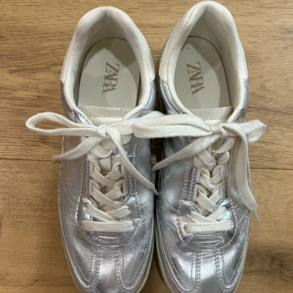 Zara Women's Metallic Silver Sneakers - Picture 2 of 5